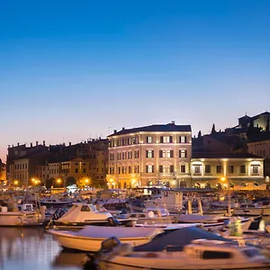 Отель Adriatic By Maistra Collection